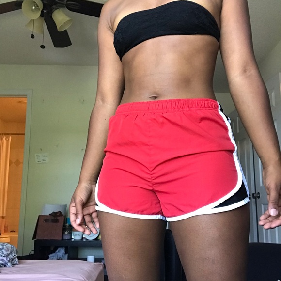 Red Short - Picture 1 of 1